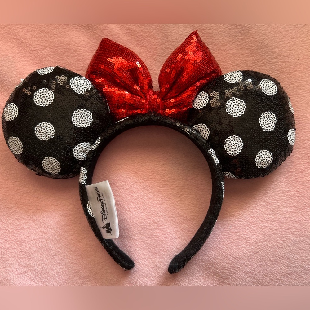 Disney Minnie Mouse ears